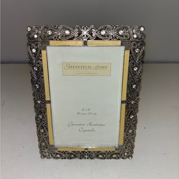 Sheffield Home Silver and Gold Photo Frame - Picture 2 of 8